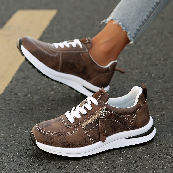 Ashlyn Sneakers