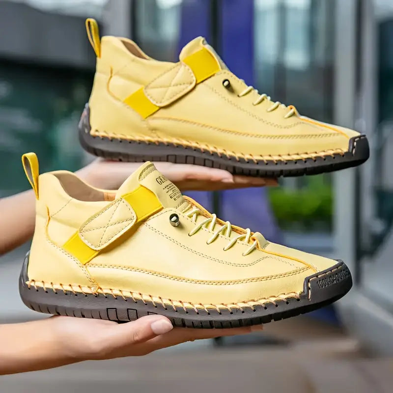 Saela Sneakers