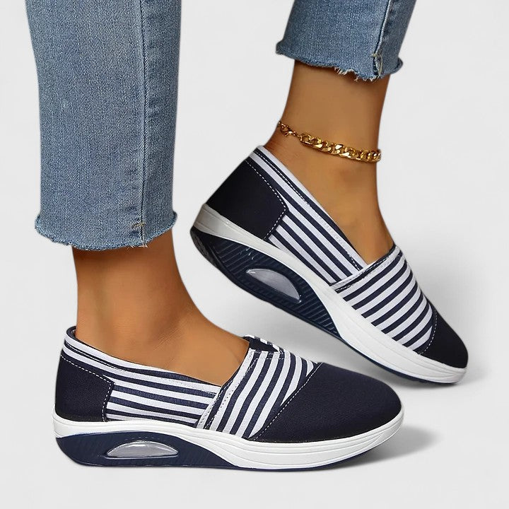 Julia Sneakers