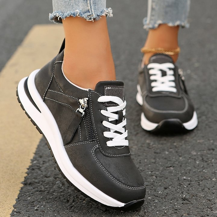 Ashlyn Sneakers