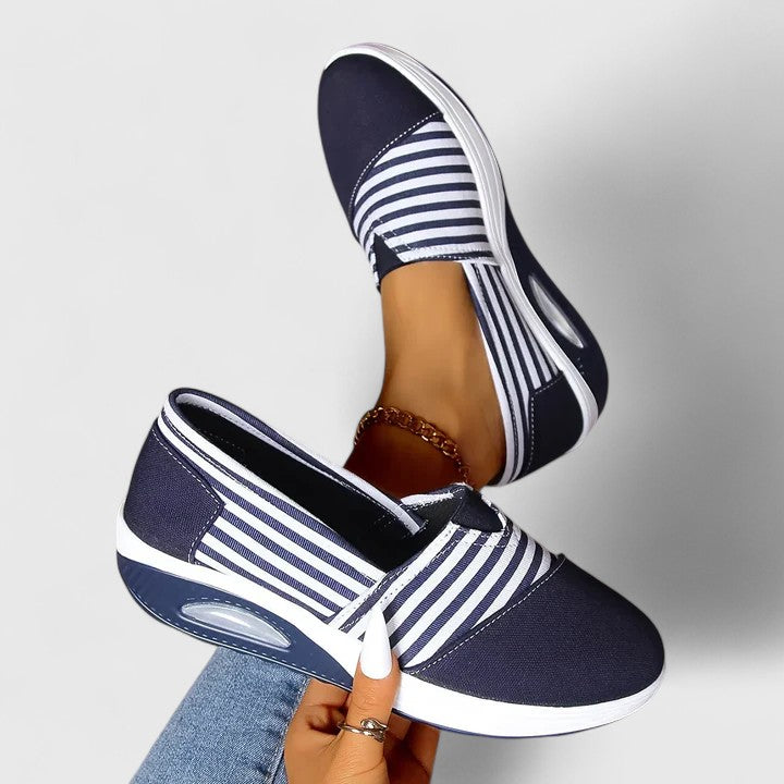 Julia Sneakers