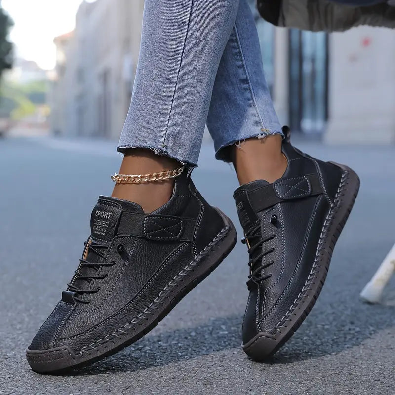 Saela Sneakers