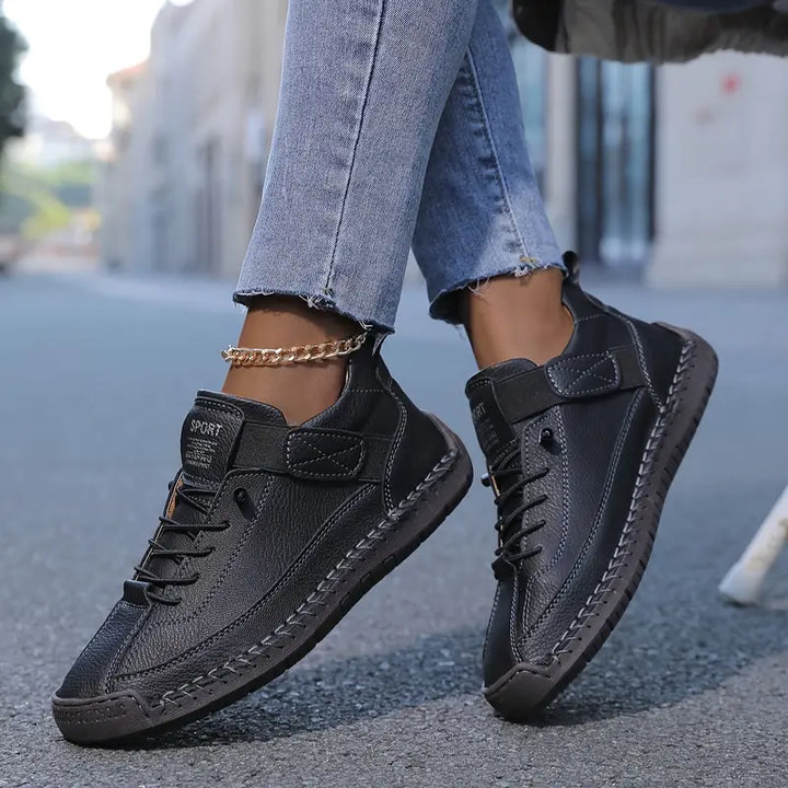 Saela Sneakers
