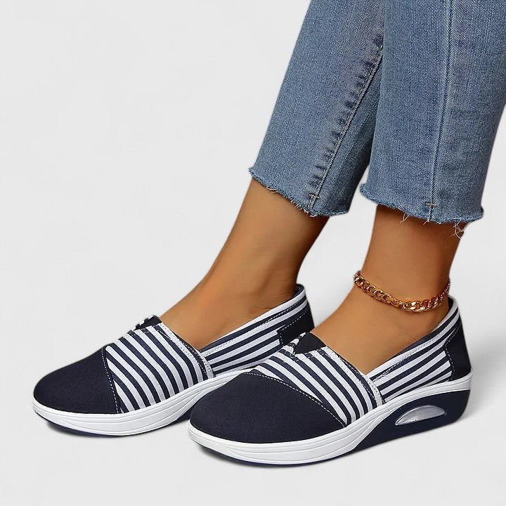 Julia Sneakers