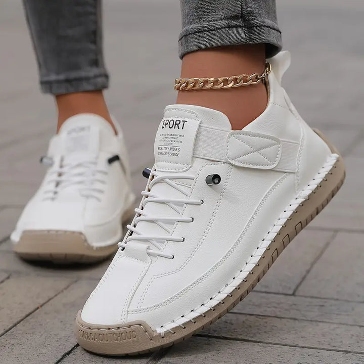 Saela Sneakers