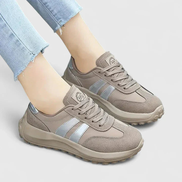 Anzhelynna Sneakers