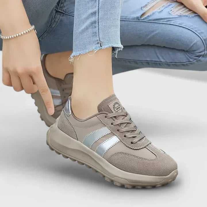 Anzhelynna Sneakers