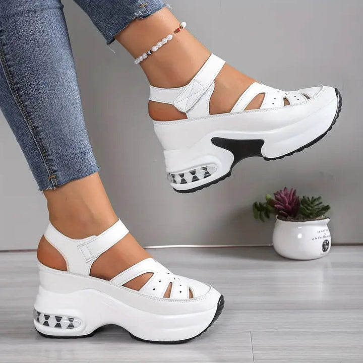 Yvette Sandals