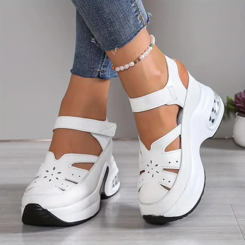 Yvette Sandals