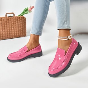 Delia Loafers
