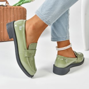 Delia Loafers