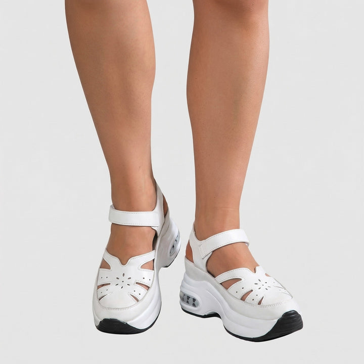 Yvette Sandals