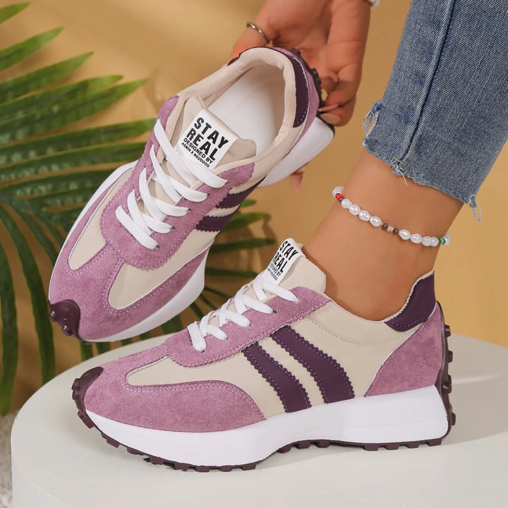 Crissa Sneakers