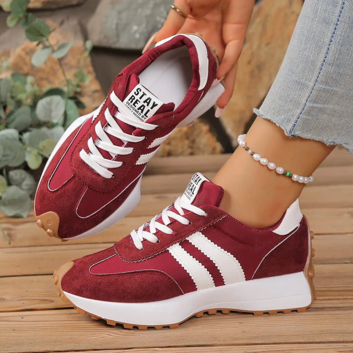 Crissa Sneakers
