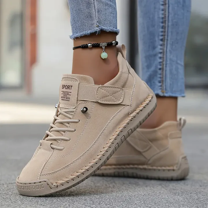 Saela Sneakers
