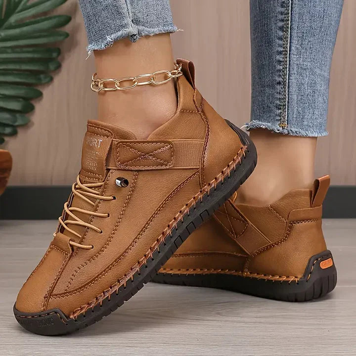 Saela Sneakers